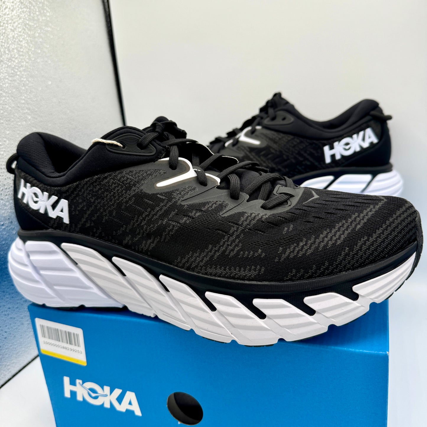 Hoka Gaviota 4 Women's Running Shoes black / white - cushioned