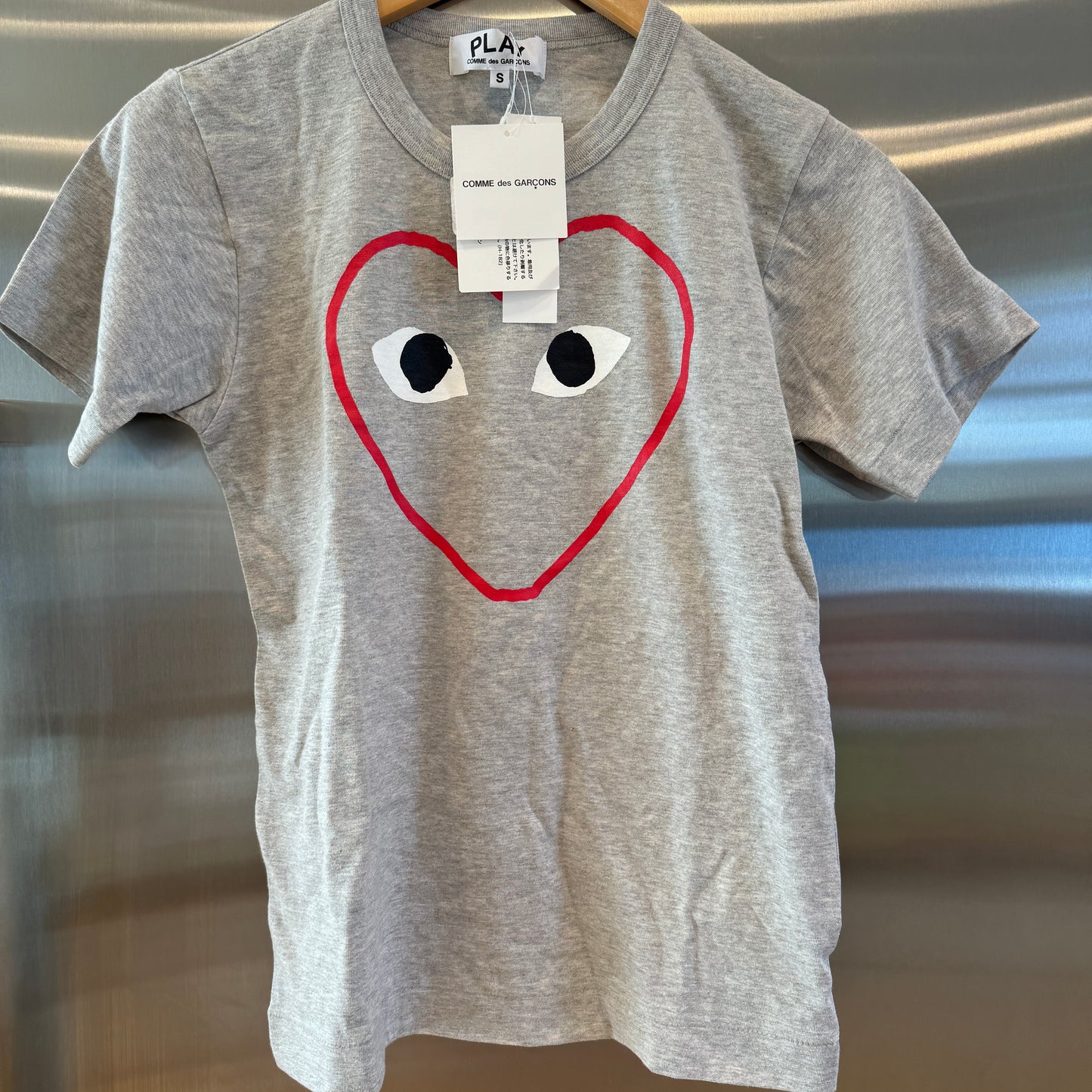 Commes Des Garçons Play Grey Classic Heart T Shirt tee CDG hearts face outline