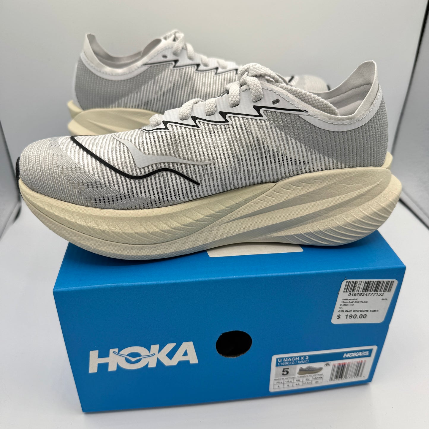 Hoka Mach X 2 U Unisex in White / Cosmic Grey Sneakers