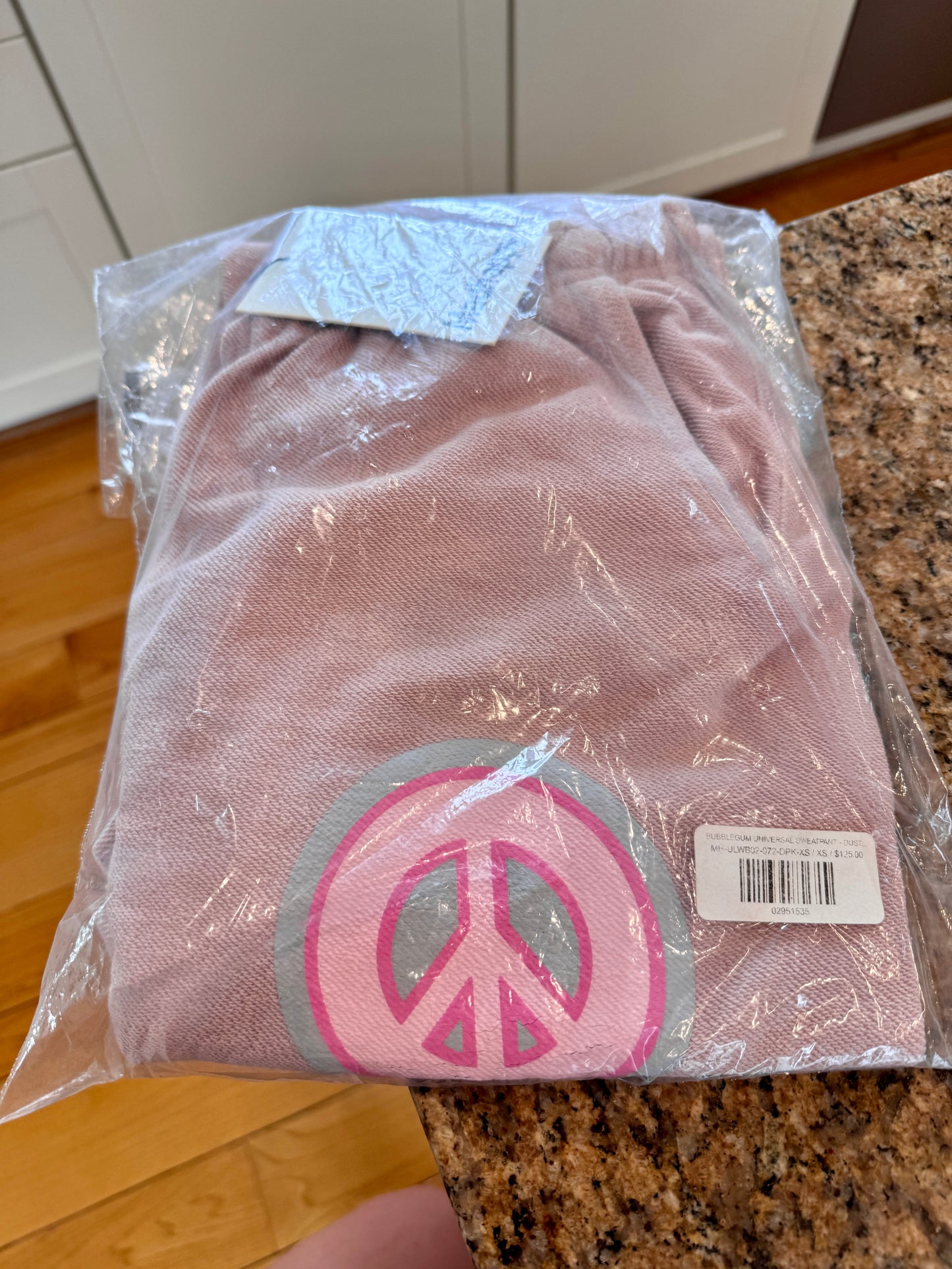 MadHappy Universal Sweatpants Bubblegum Light Dusty Pink Unisex Peace Sign