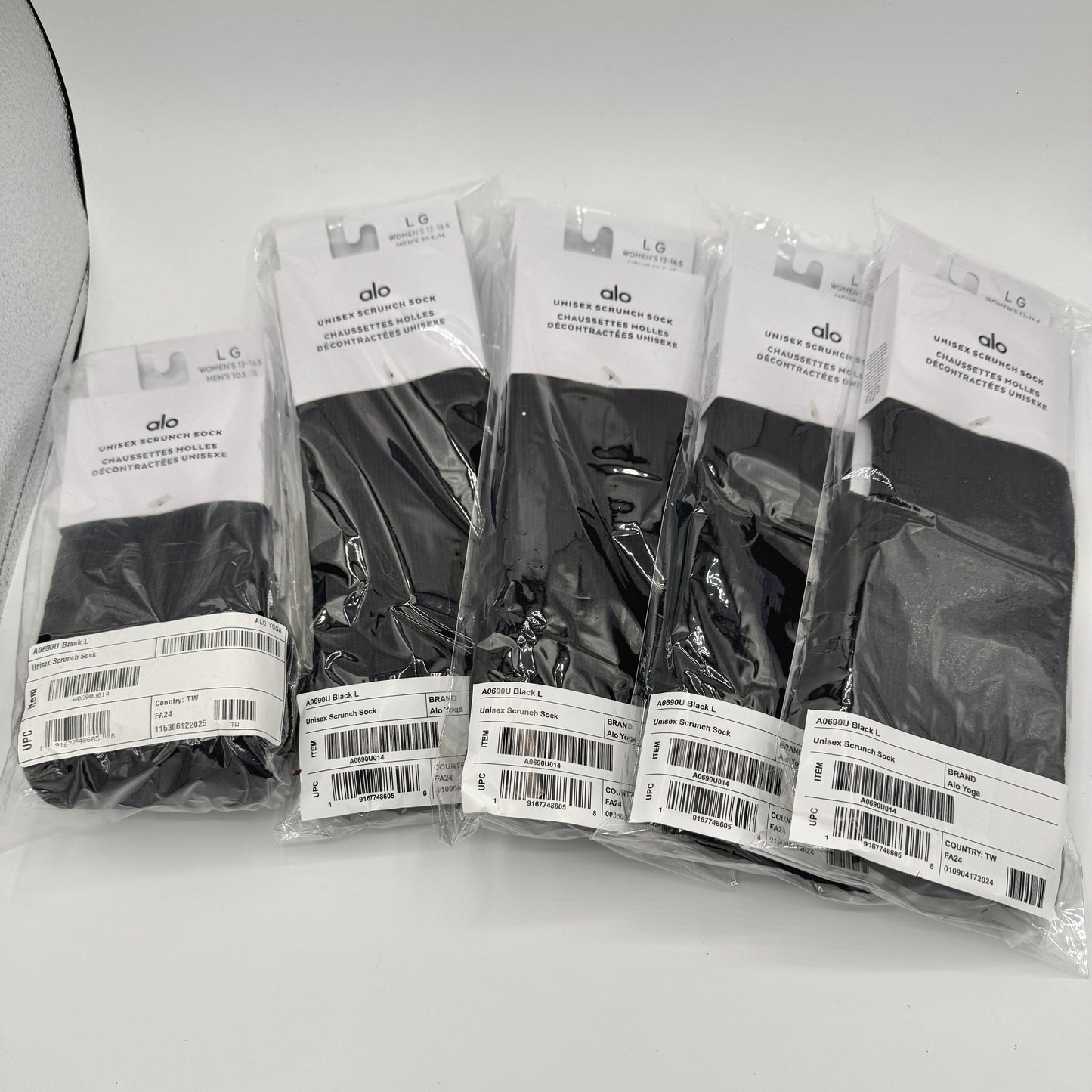 Alo Yoga (Bundle) Unisex Scrunch Socks, 5x Pairs - Black