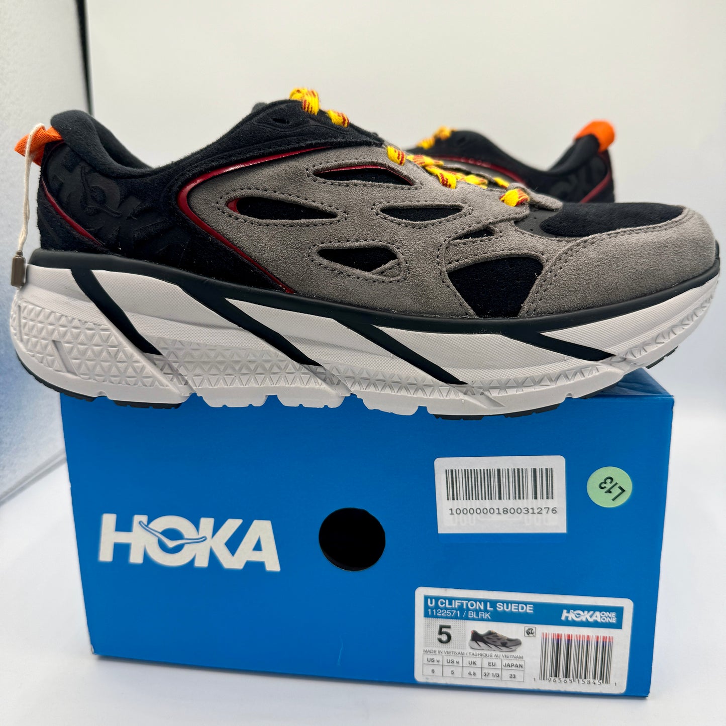 Hoka Clifton L Suede in Black / Lunar Rock Grey UNISEX Shoes Leather BLRK