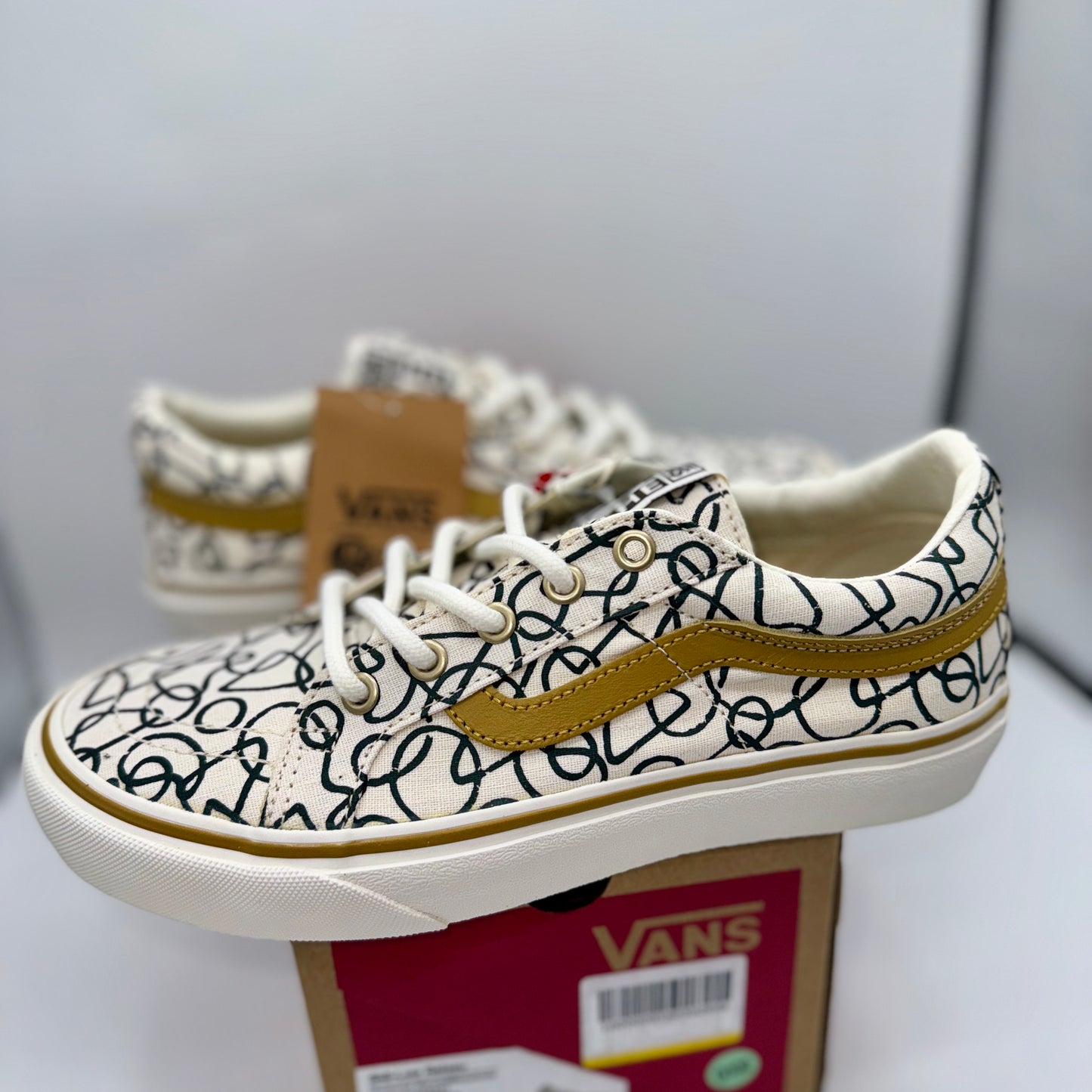 Vans Sk8 Low Reissue Sneakers Textured Waves / Marshmallow Shoes Skate