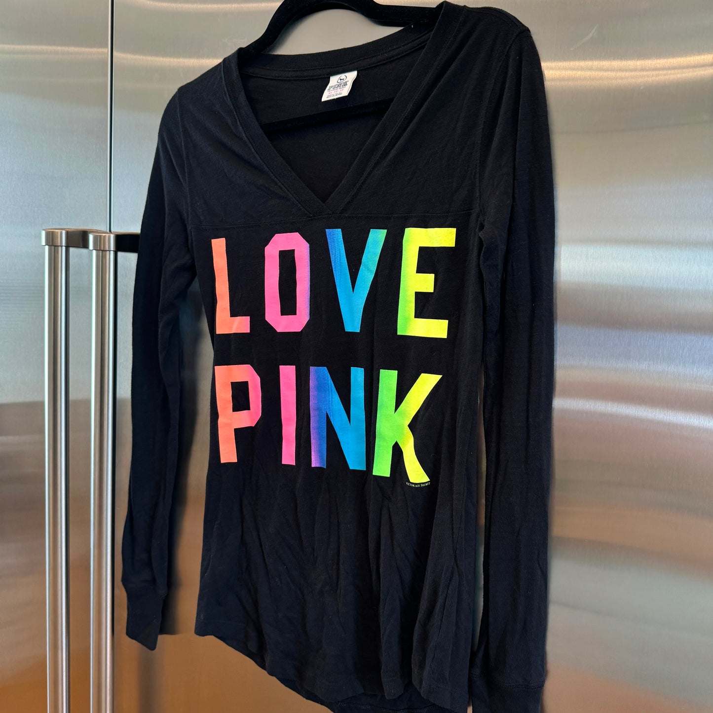 Victoria Secret Love Pink Rainbow Long Sleeve Black V Neck Shirt RARE 86 *Pre-Owned