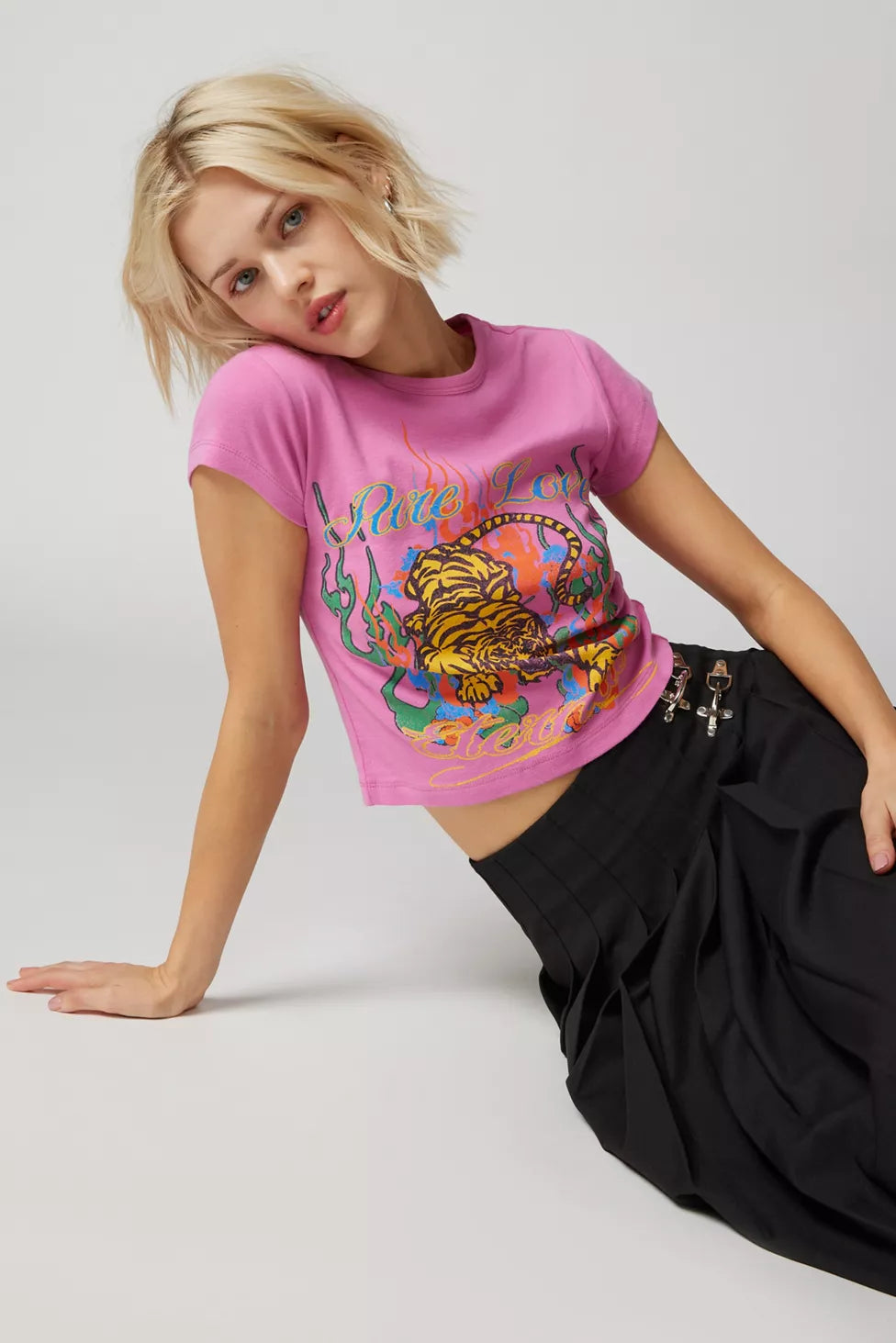 Urban Outfitters Pure Love Tiger Shrunken Baby Tee Crop Top Pink Distressed Excellent Pre-Owned Condition