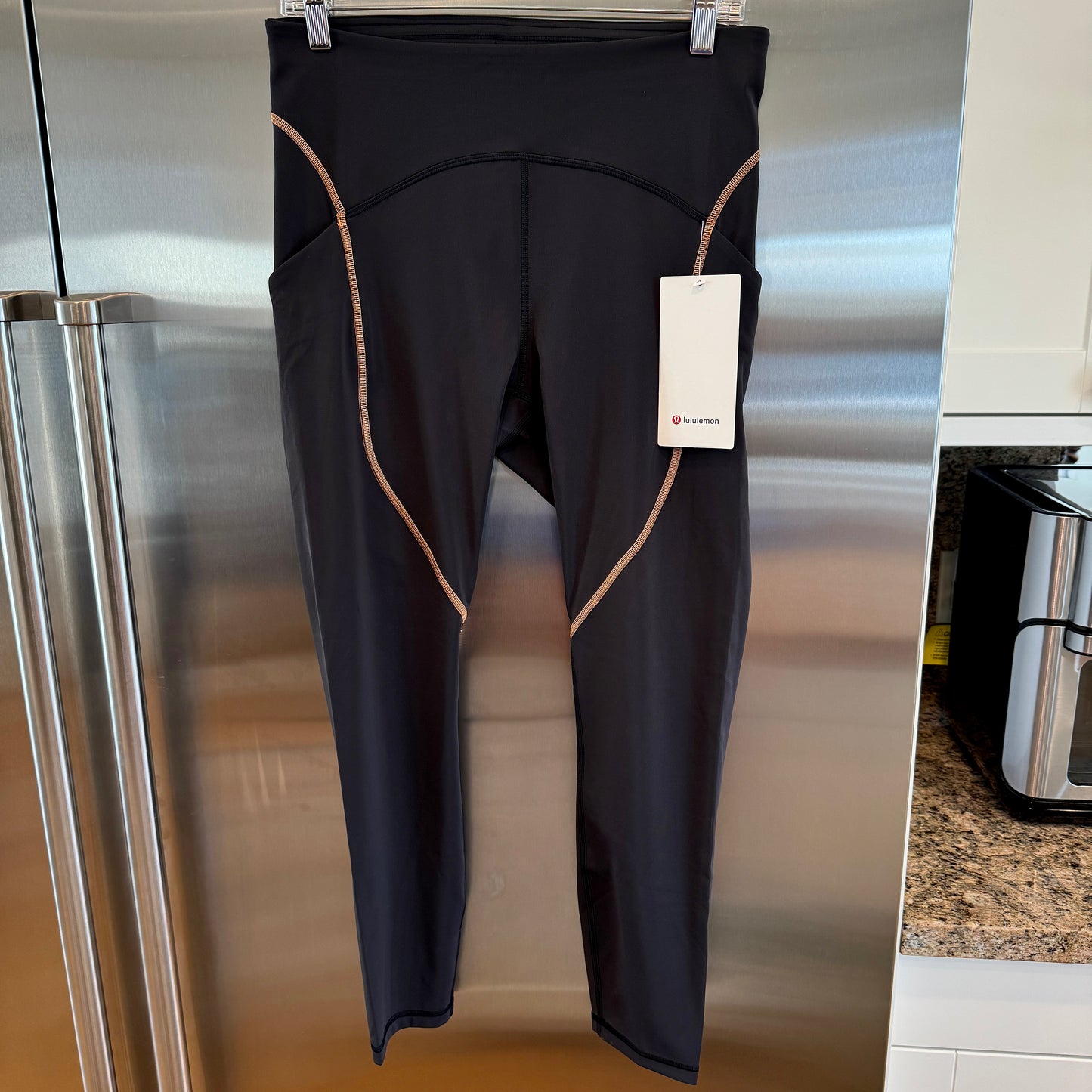 Lululemon Power Thru Legging x Barry’s Tights in Black Orange colour seam