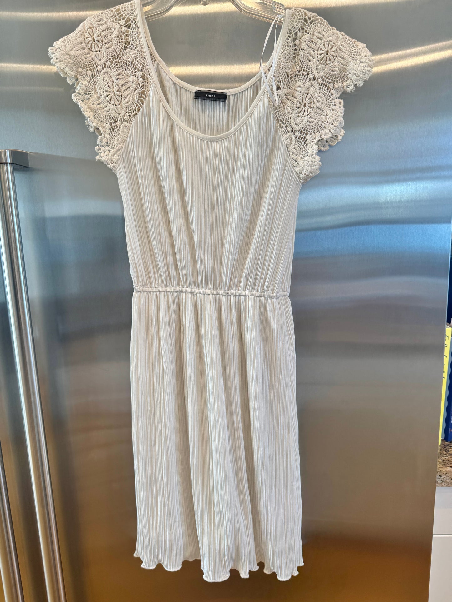 White Micro Plisse Dress with Lace Sleeve Cap * Pre-Owned *