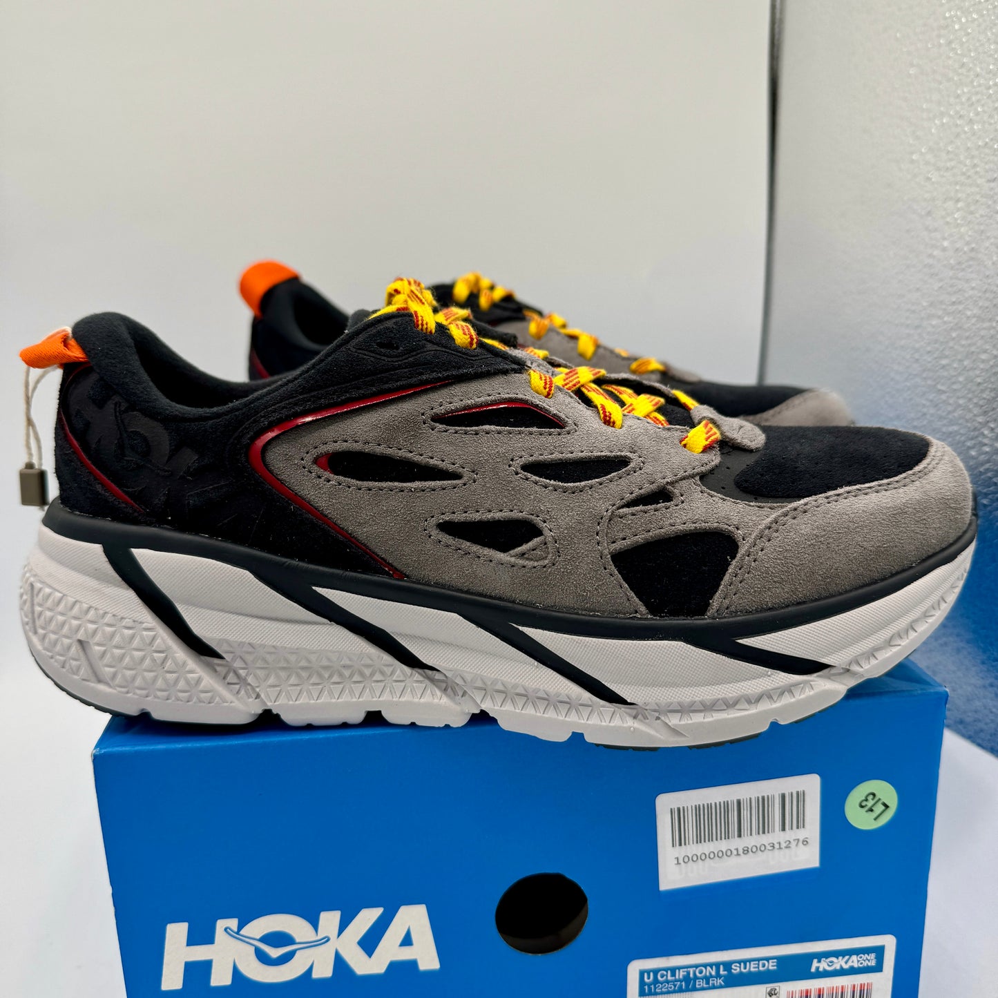 Hoka Clifton L Suede in Black / Lunar Rock Grey UNISEX Shoes Leather BLRK