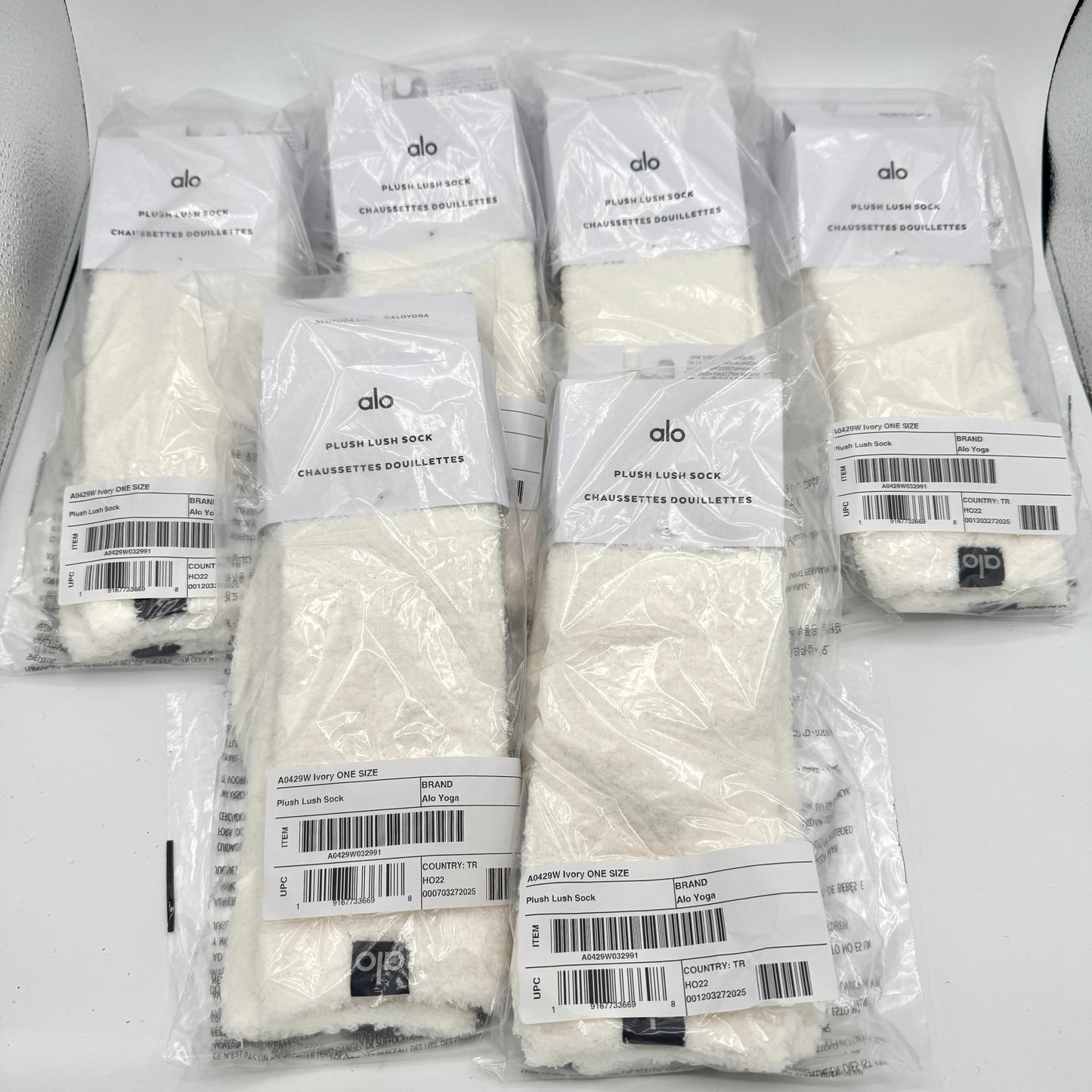 Alo Yoga (Bundle) Women’s Plush Lush Socks, 6x Pairs - Ivory White