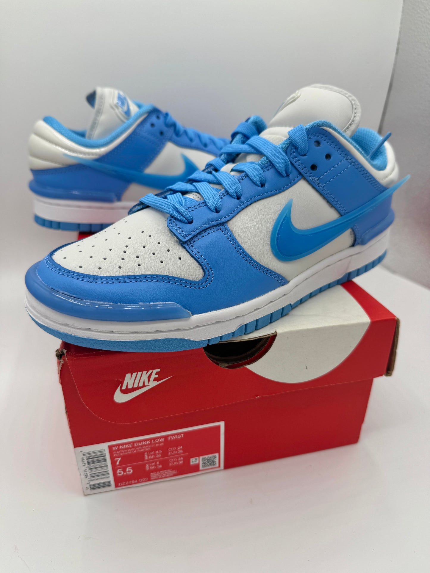 Nike Dunk Low Twist Sneakers - University Blue / White