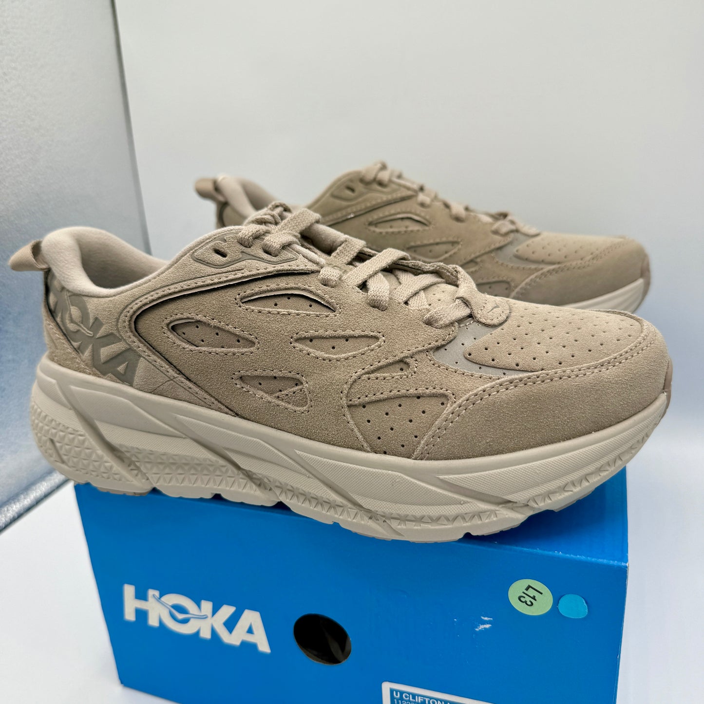 Hoka Clifton L Suede Simply Taupe / Pumice Stone Grey Beige Sneakers UNISEX