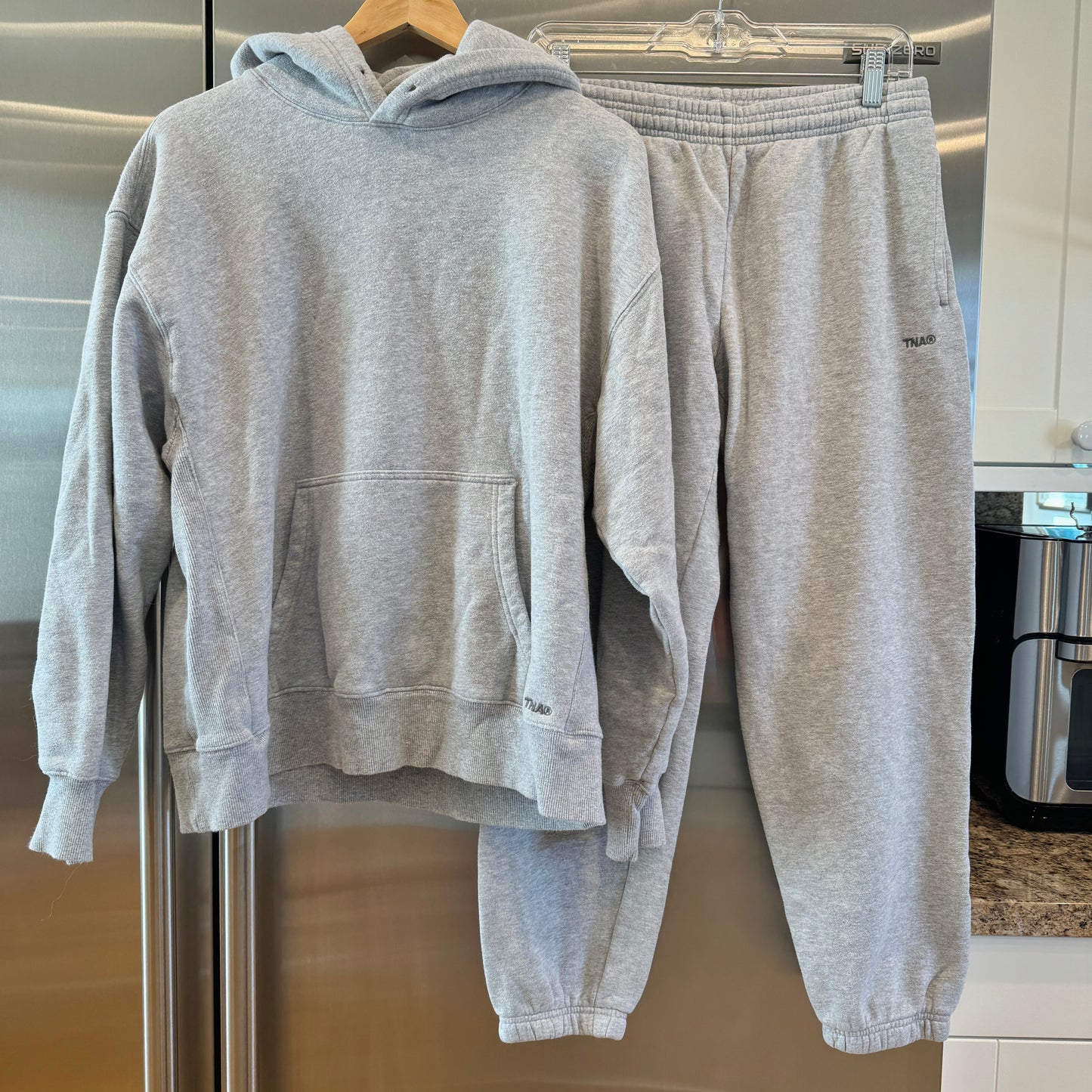 Aritzia TNA Sweatsuit SET Cozy AF Fleece Grey Sweatshirt and Sweatpants * Pre-Owned