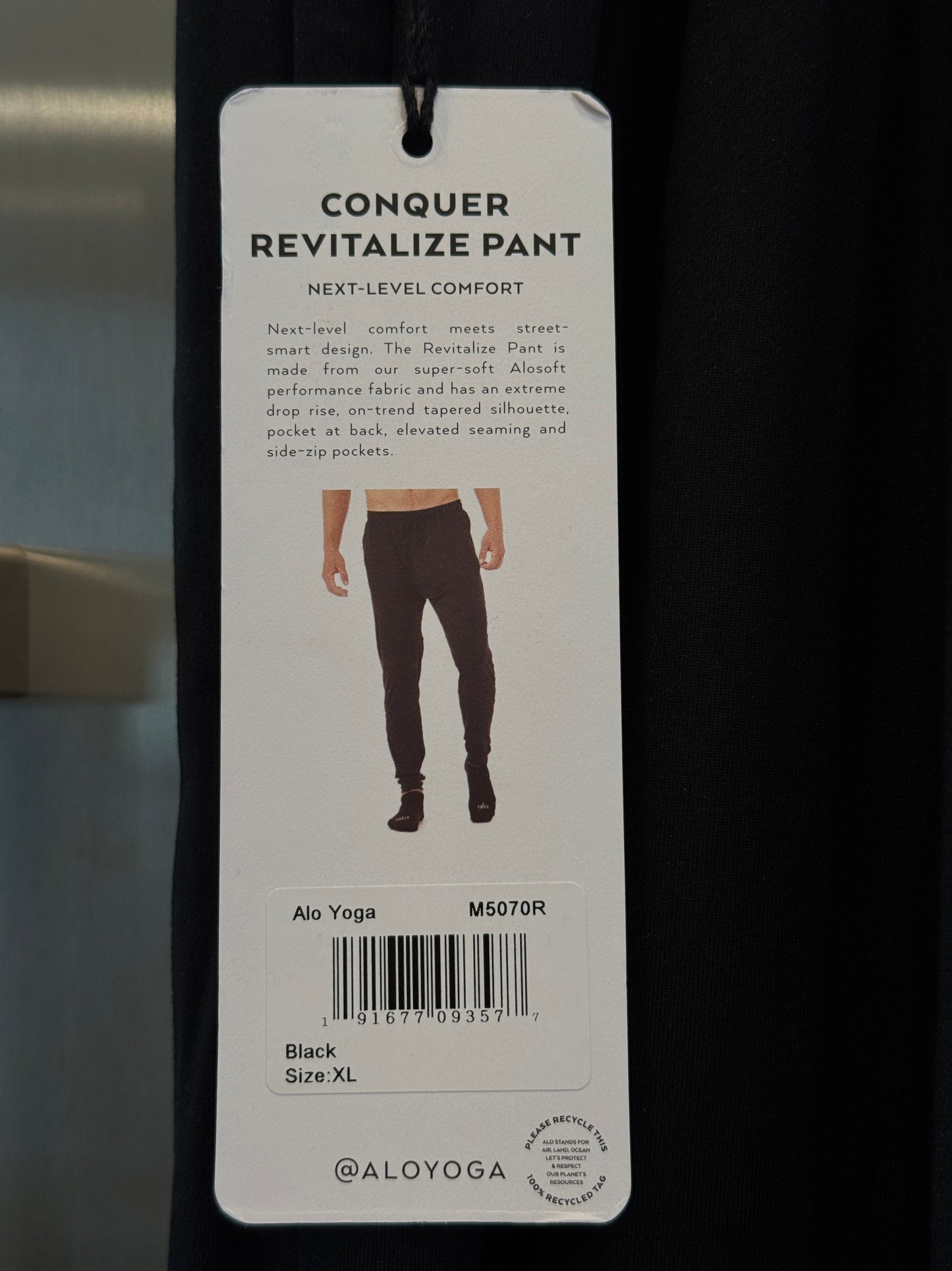 Alo Yoga Conquer Revitalize Black Joggers