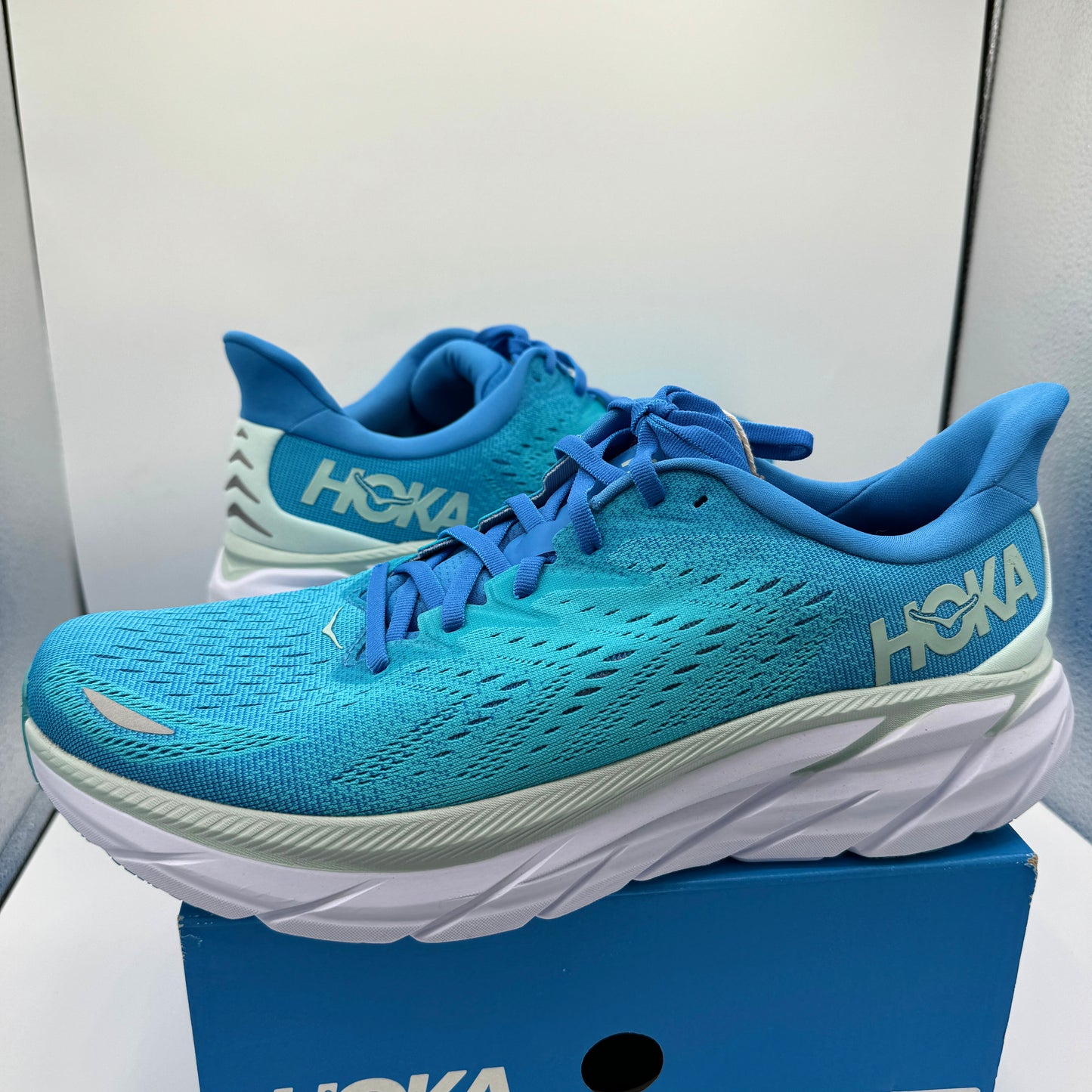 Hoka Clifton 8 Ibiza / Scuba Blue Running Shoes Aqua brand new hoka one one