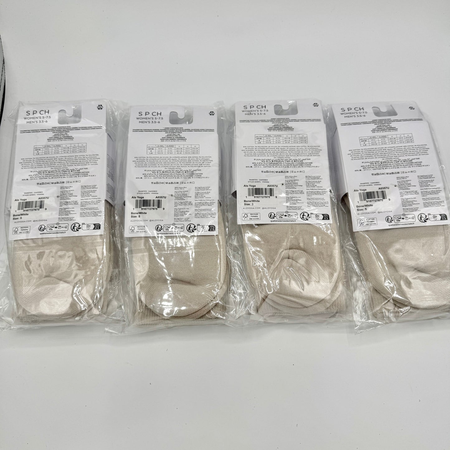 Alo Yoga (Bundle) Unisex Throwback Socks, 4x Pairs - Bone / White