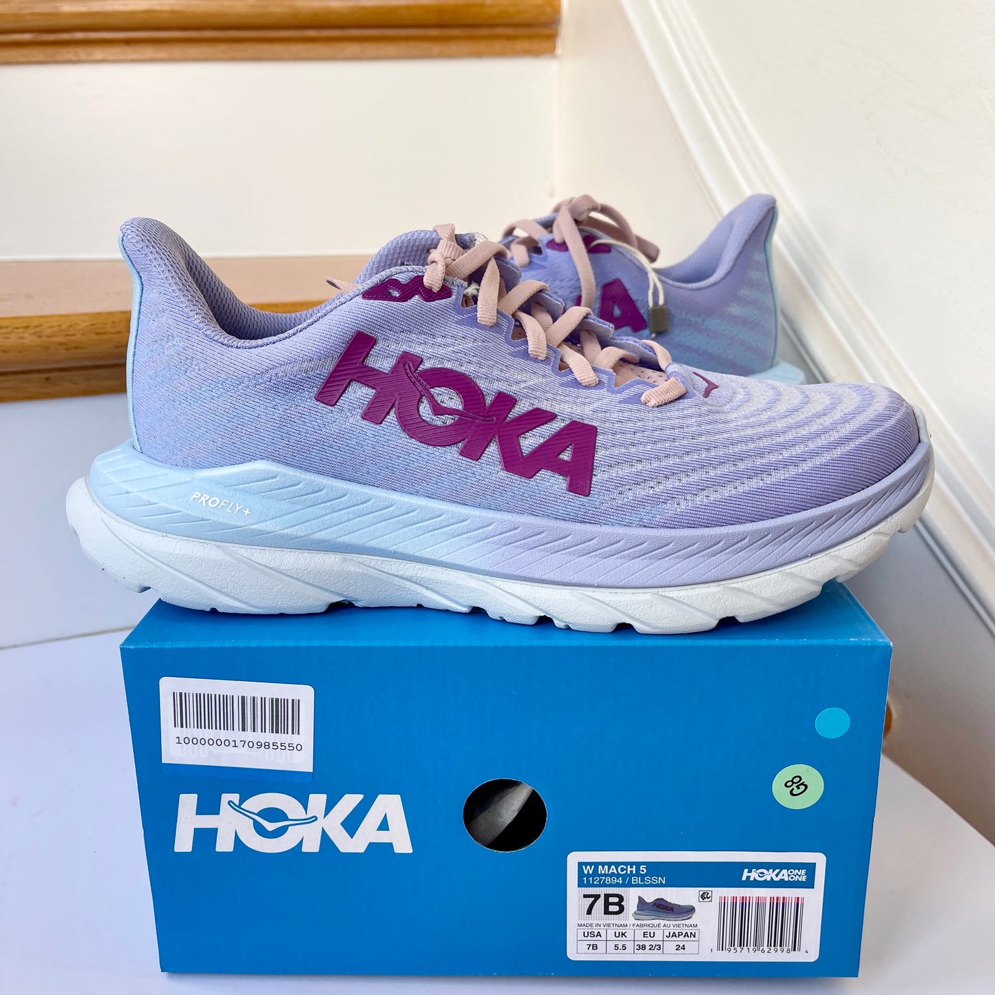 Hoka Mach 5 Running Shoes in Baby Lavender / Summer Song , Hoka One One