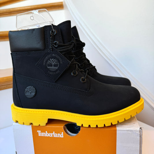 Timberland Heritage 6 Inch Waterproof Nubuck Black Yellow Boots , brand NEW