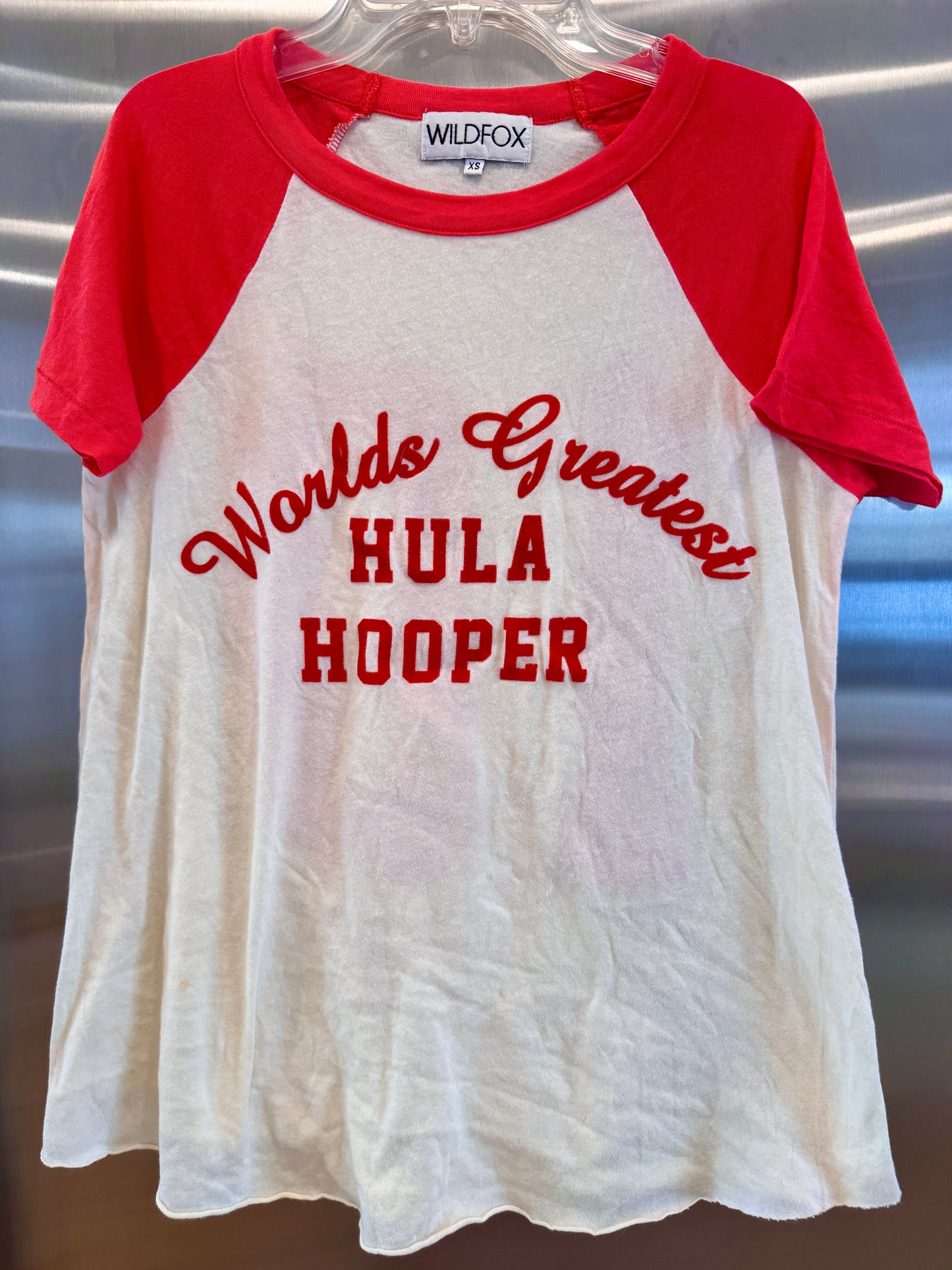 Wildfox Wildfox World’s Greatest Hula Hooper Raglan Women’s Top - Red * Pre-Owned *