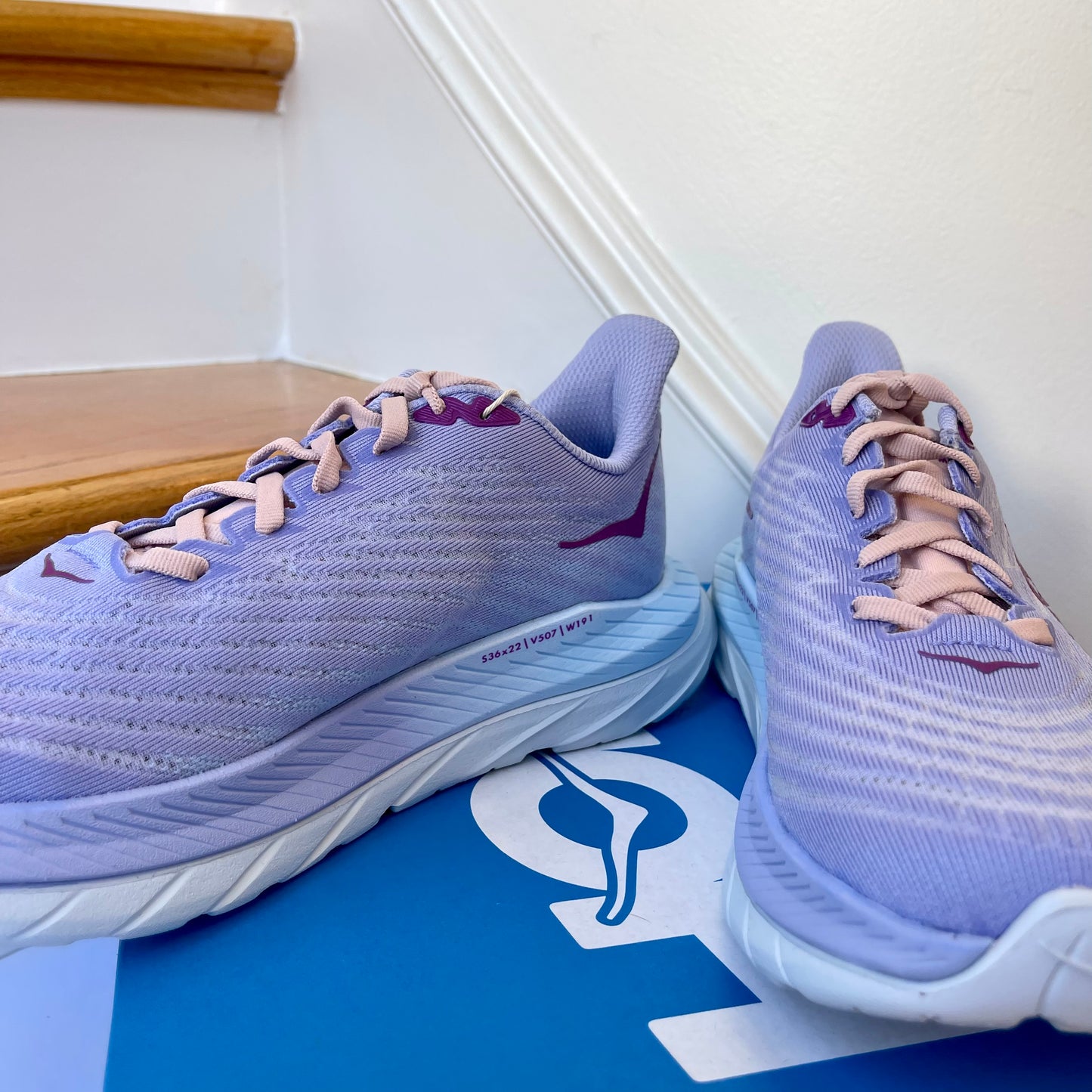 Hoka Mach 5 Running Shoes in Baby Lavender / Summer Song , Hoka One One