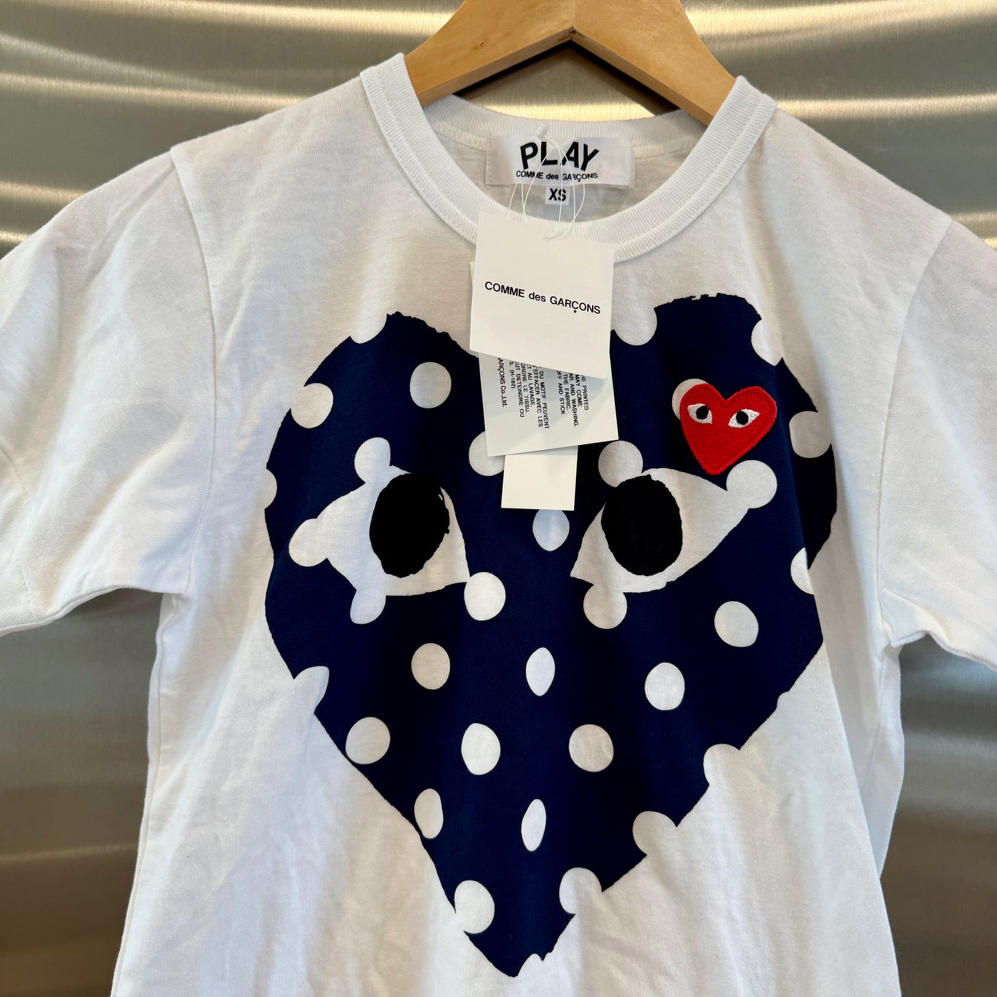 Commes Des Garçons Play White Polka Dot Classic Heart T Shirt Navy tee CDG