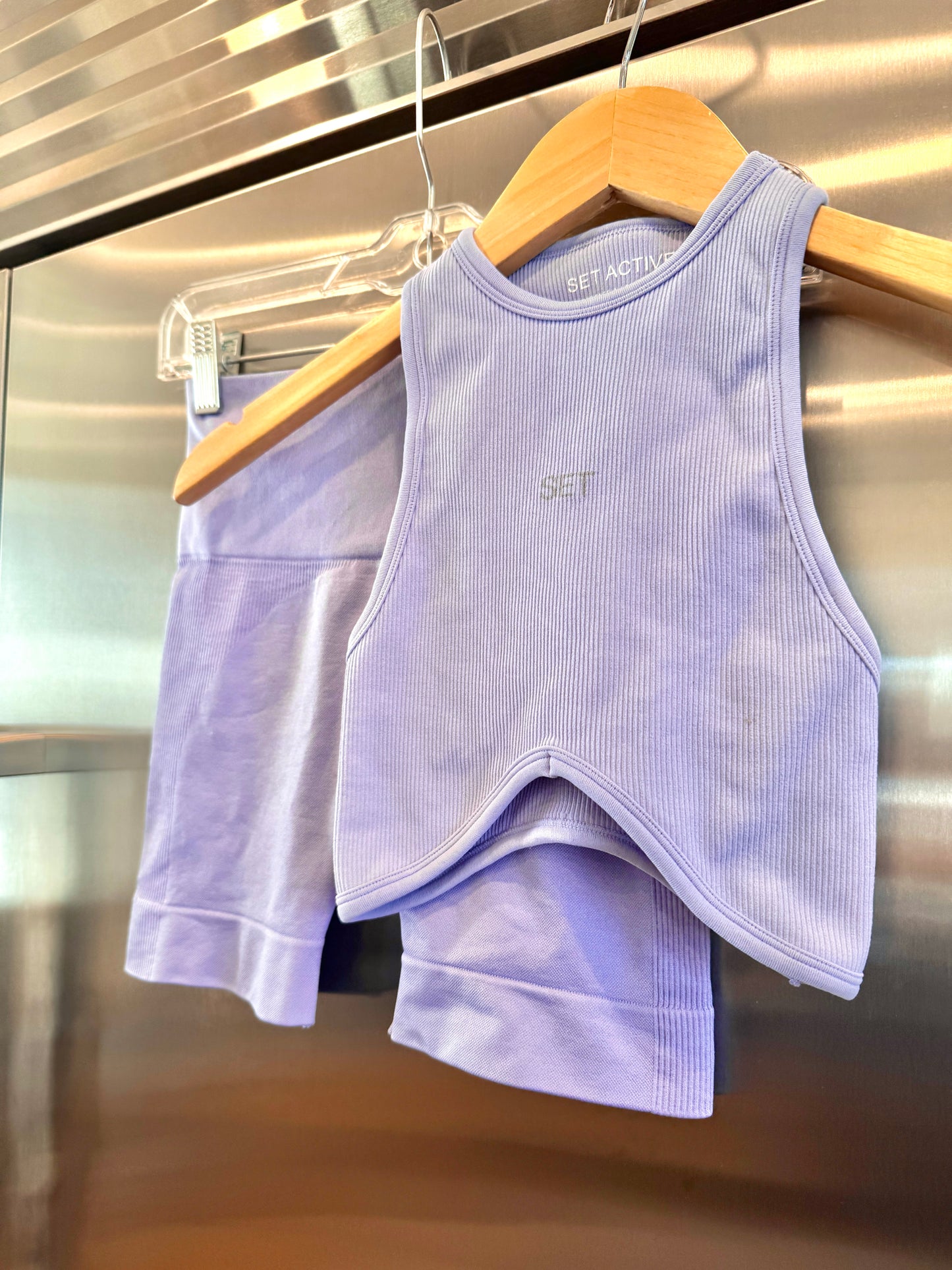 SET Active Matching Set in Lilac Purple - Sculptflex Power Angle Bra and Power Shorts in Lily