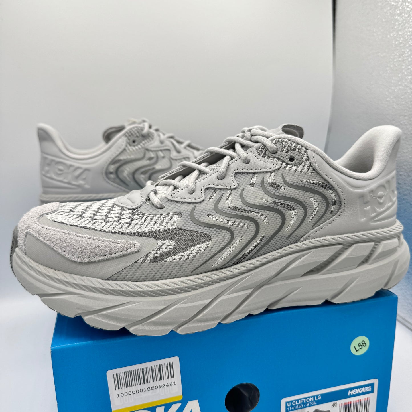 Hoka Clifton LS Grey Unisex in Stardust / Galactic Grey