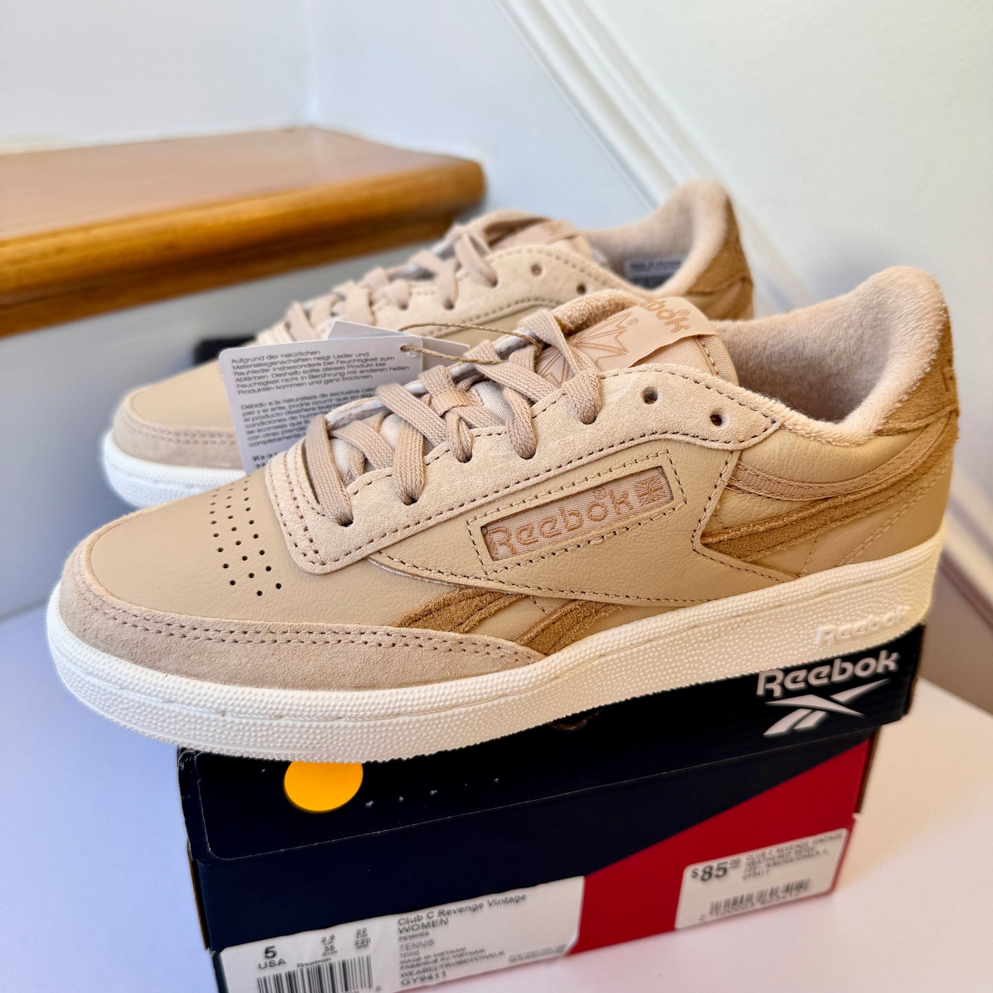 Reebok Club C Revenge Vintage Weathered Beige / True Beige / Chalk sneakers