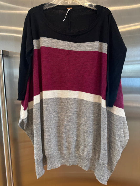 Free People Oversized Knit Sweater * Pre-Owned * Colorblock Top , Made in Italy ,