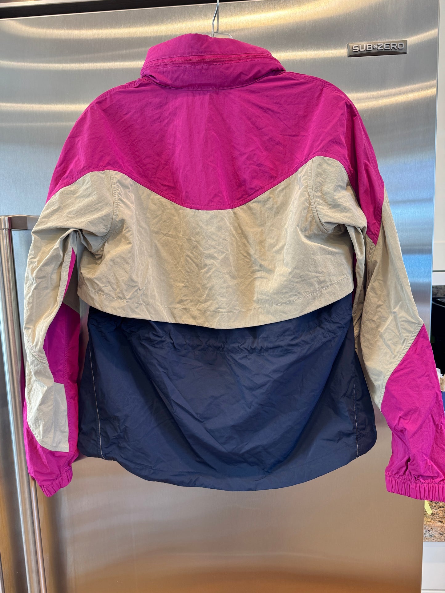 Lululemon Evergreen Anorak Jacket - New with Defect , Ripened Raspberry / Cafe Au Lait / Navy