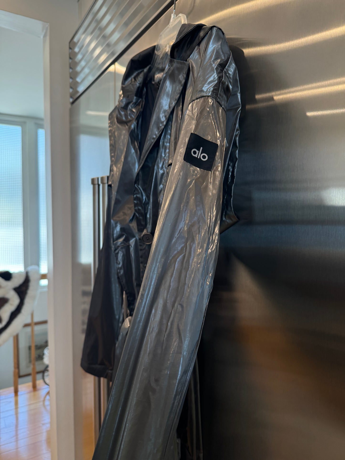 Alo Yoga Metallic Break Line Trench Jacket - Silver , Rain Resistant