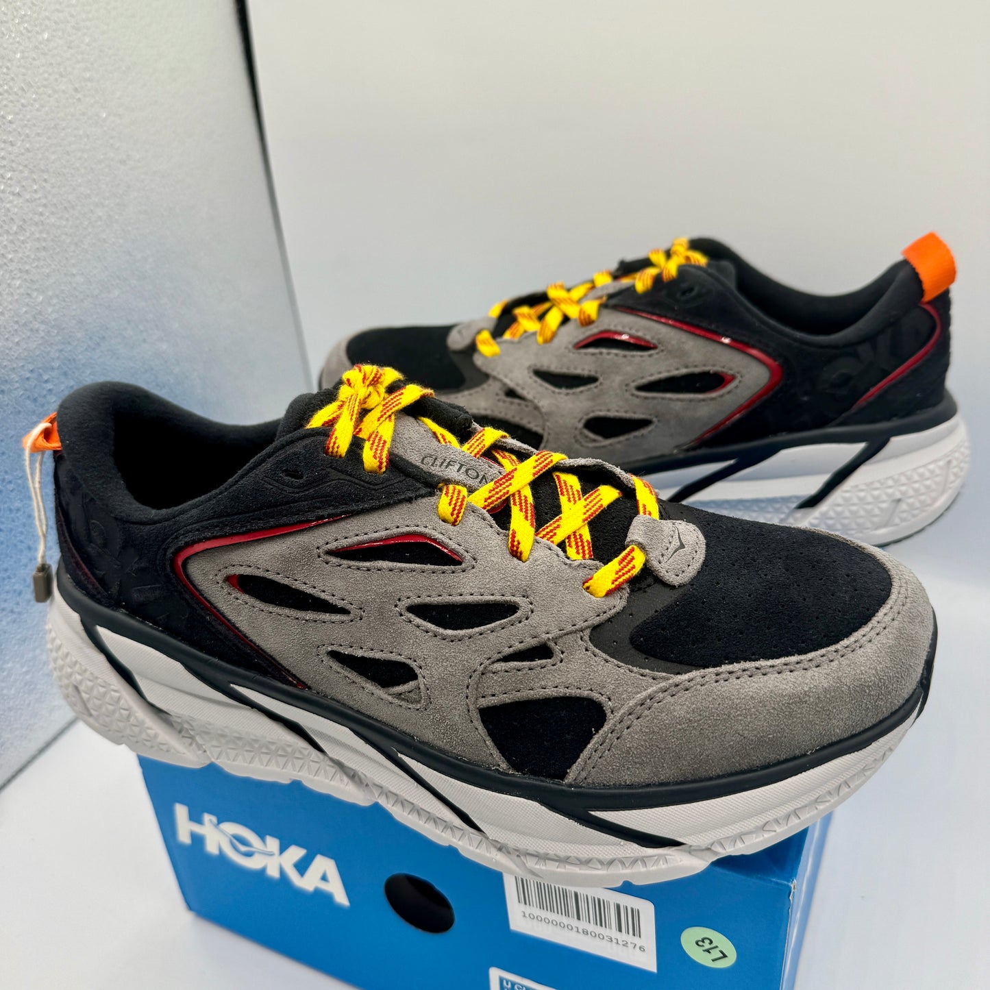 Hoka Clifton L Suede in Black / Lunar Rock Grey UNISEX Shoes Leather BLRK