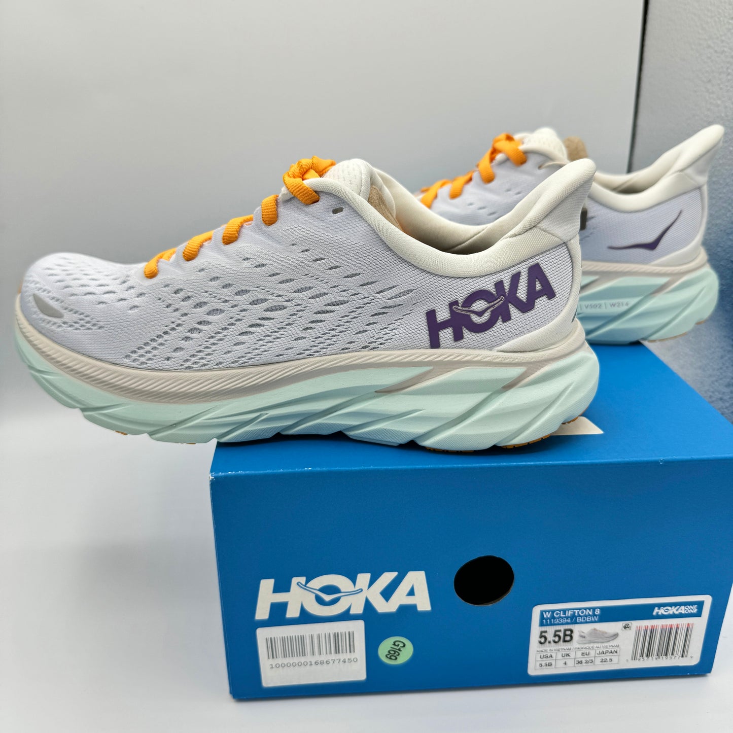 Hoka Clifton 8 Running shoes brand new Blanc de blanc white womens