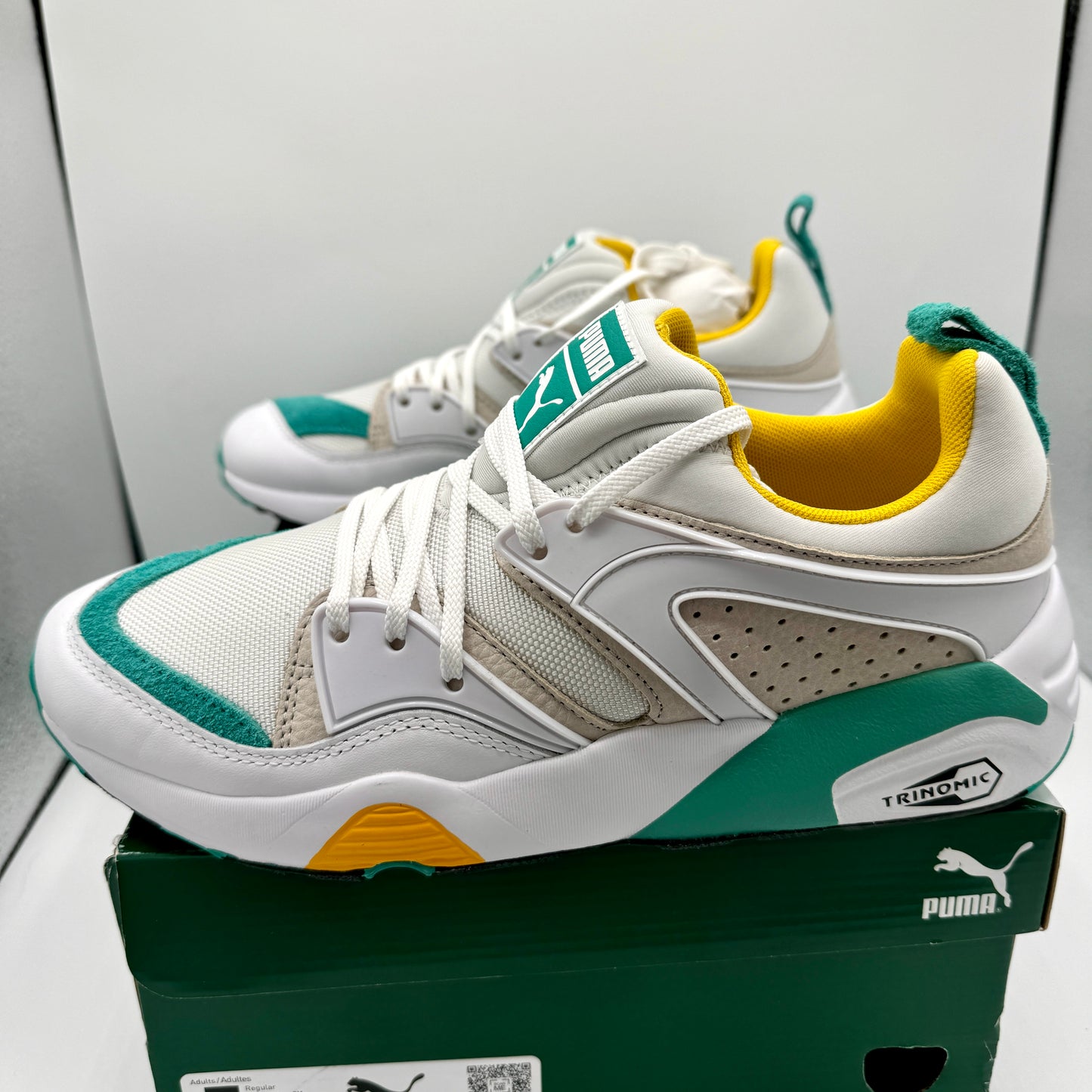 Puma Blaze of Glory Retro white Sneakers Leather shoes teal accents NEW