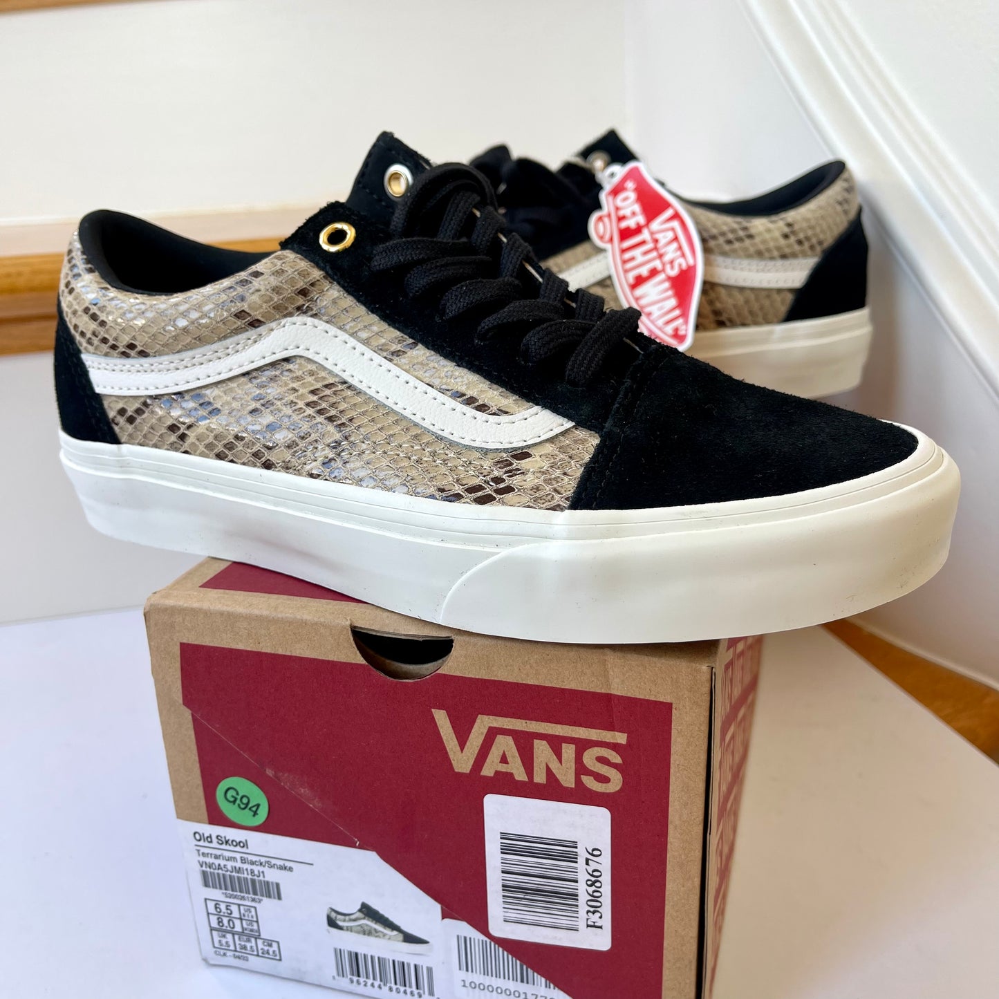 Vans Old Skool Black Suede sneakers with snake skin leather low top shoes