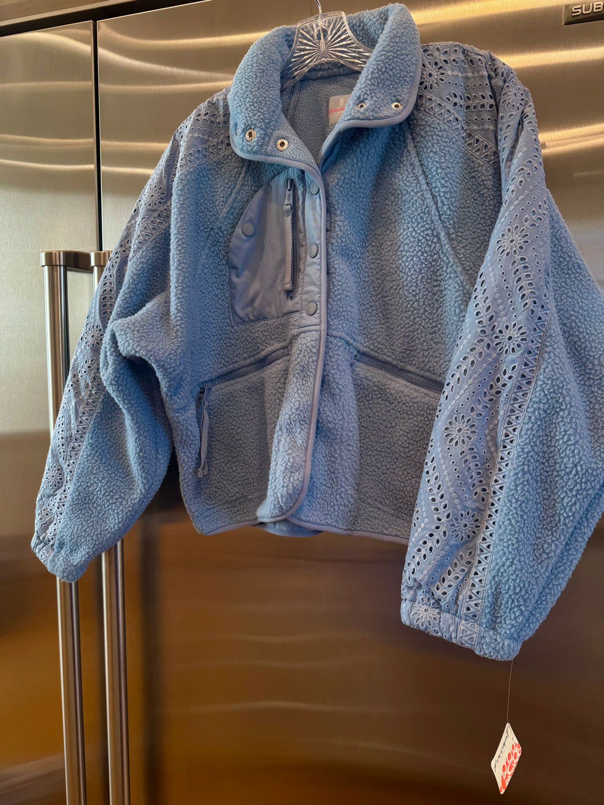 Free People Hit The Slopes Eyelet Fleece Jacket - Denim Rinse Blue