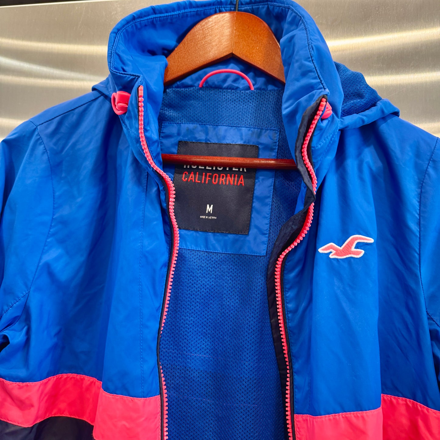 Hollister Windbreaker Jacket Blue Pink Black * Pre-owned *