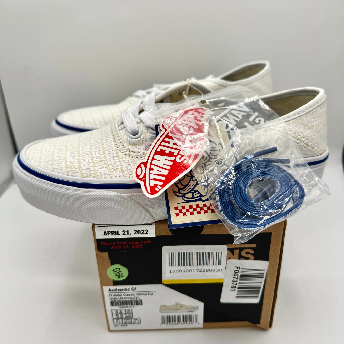 Vans Authentic SF Classic Low Top Sneaker in Cream off white x Yucca Fins