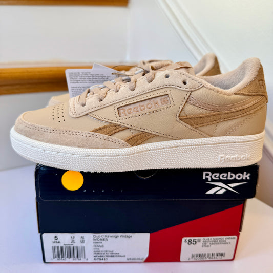 Reebok Club C Revenge Vintage Weathered Beige / True Beige / Chalk sneakers