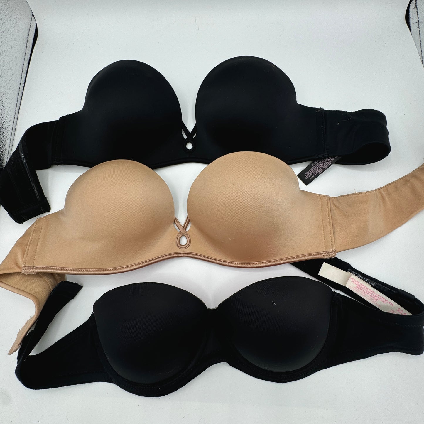 Victoria Secret BUNDLE Bombshell Strapless AND PINK Pushup Strapless Bras EUC Pre-Owned