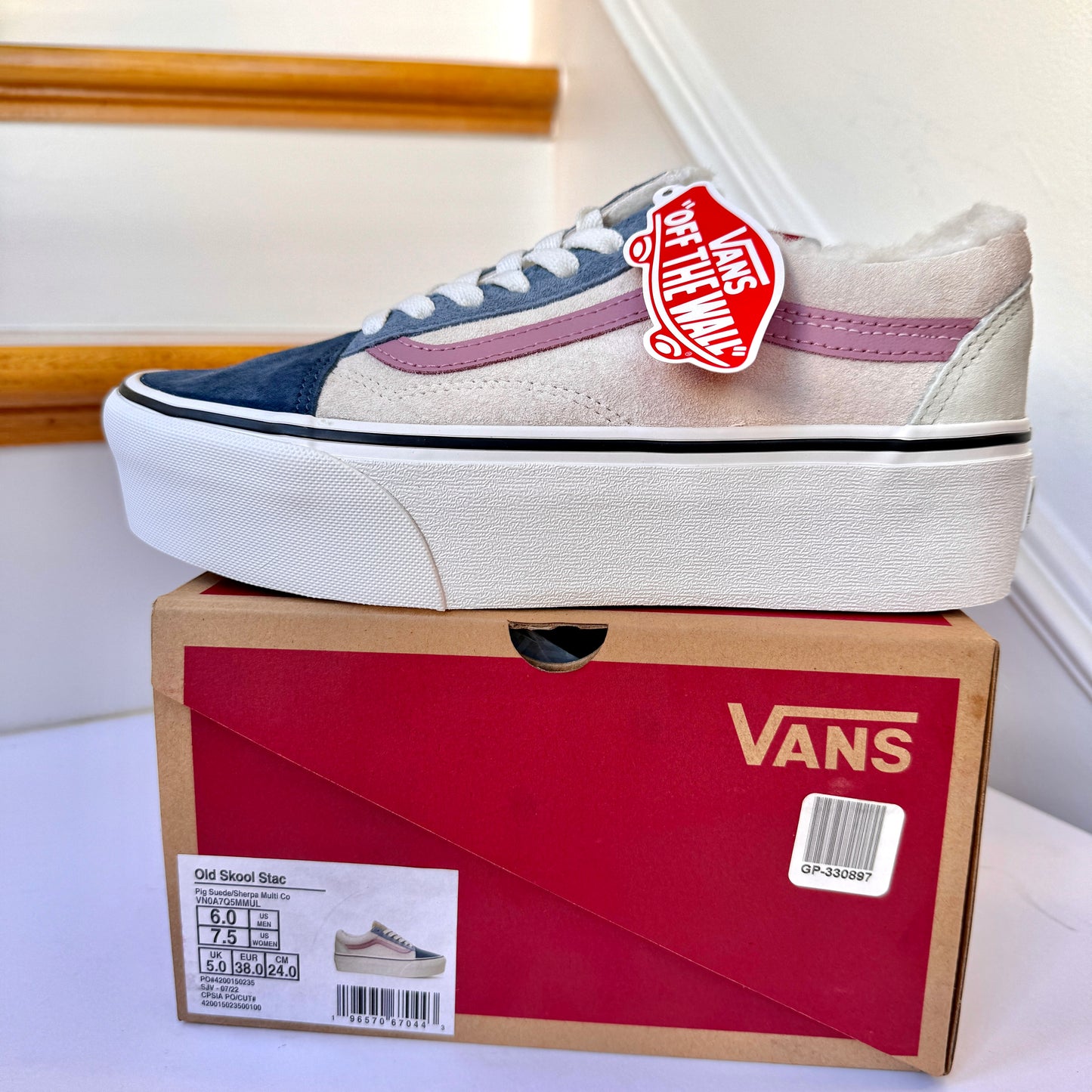 Vans Old Skool Stackform Platform Pig Suede Sherpa Pink Blue Multi Sneakers