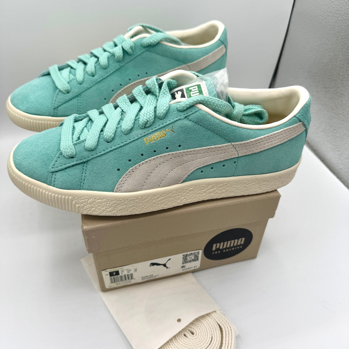 Puma Suede VTG Textured Leather Sneakers , extra laces , mint green ivory