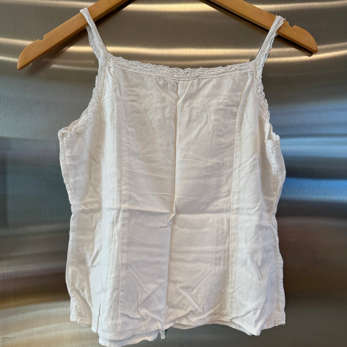 Brandy Melville Lace Trim Tank Top White Linen Pre-Owned Excellent Condition * Used