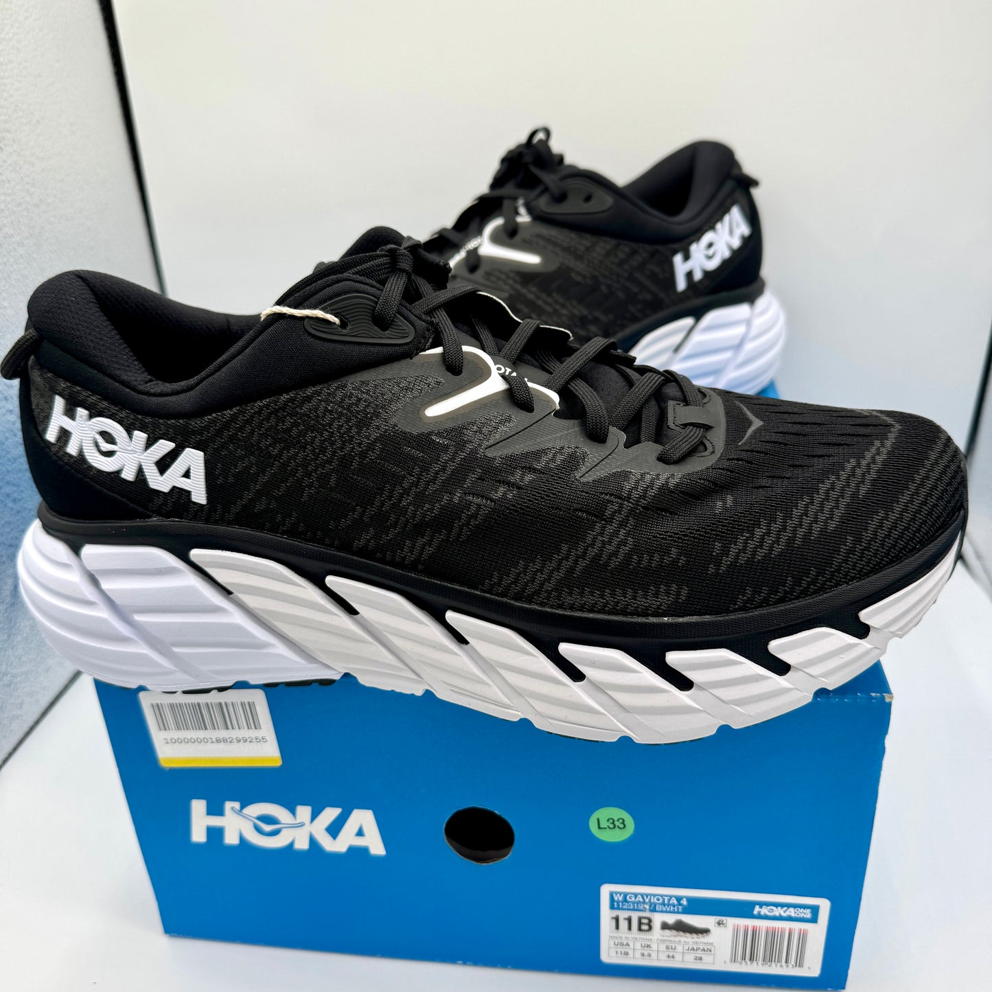 Hoka Gaviota 4 Women's Running Shoes black / white - cushioned