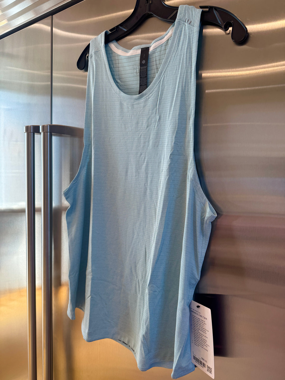 Lululemon License to Train Top , Mens Tank Top in Foam Cloud Blue