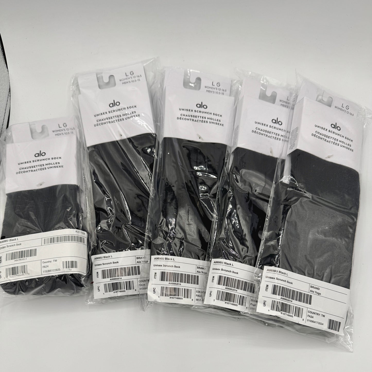 Alo Yoga (Bundle) Unisex Scrunch Socks, 5x Pairs - Black