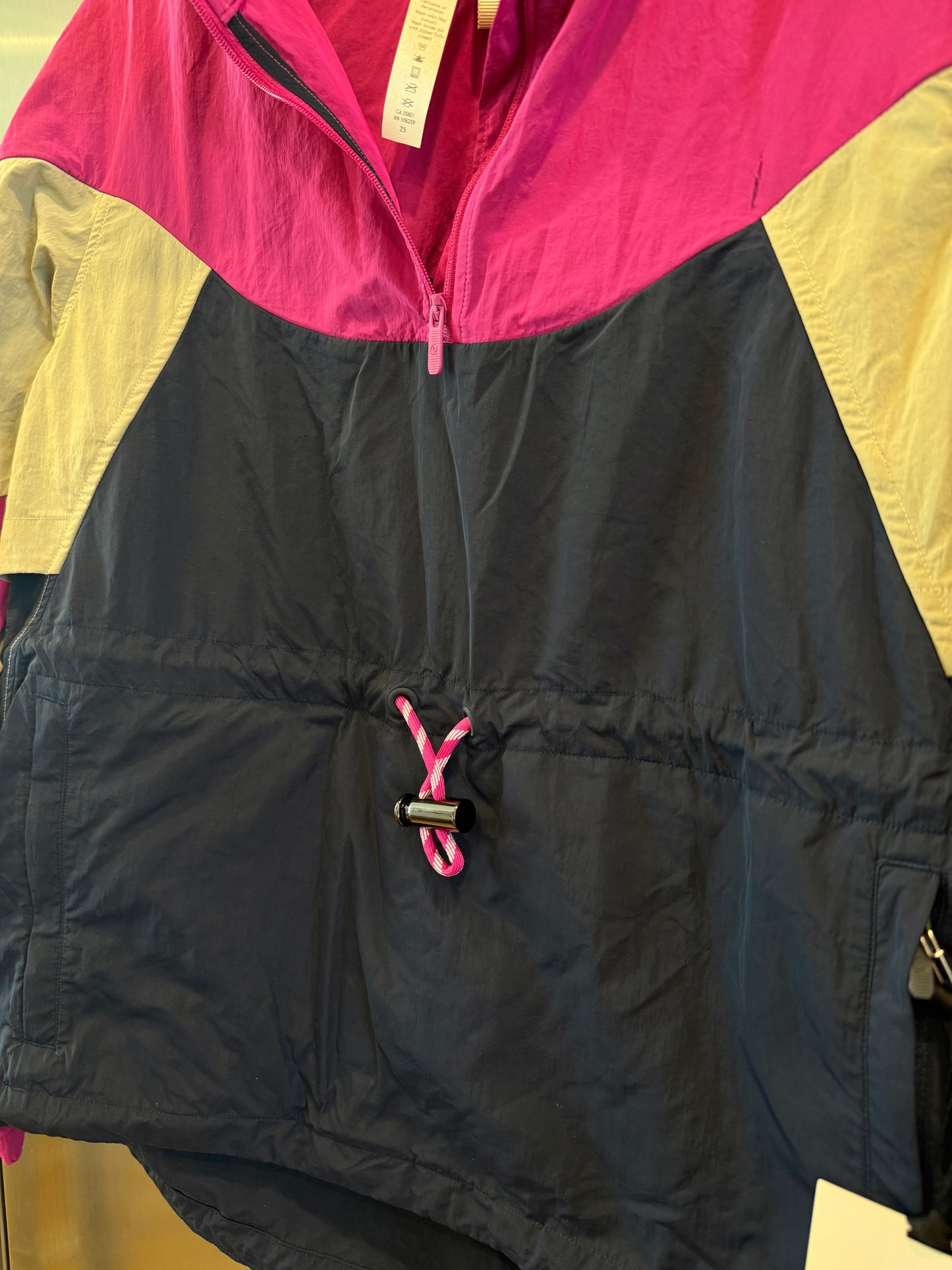 Lululemon Evergreen Anorak Jacket - New with Defect , Ripened Raspberry / Cafe Au Lait / Navy