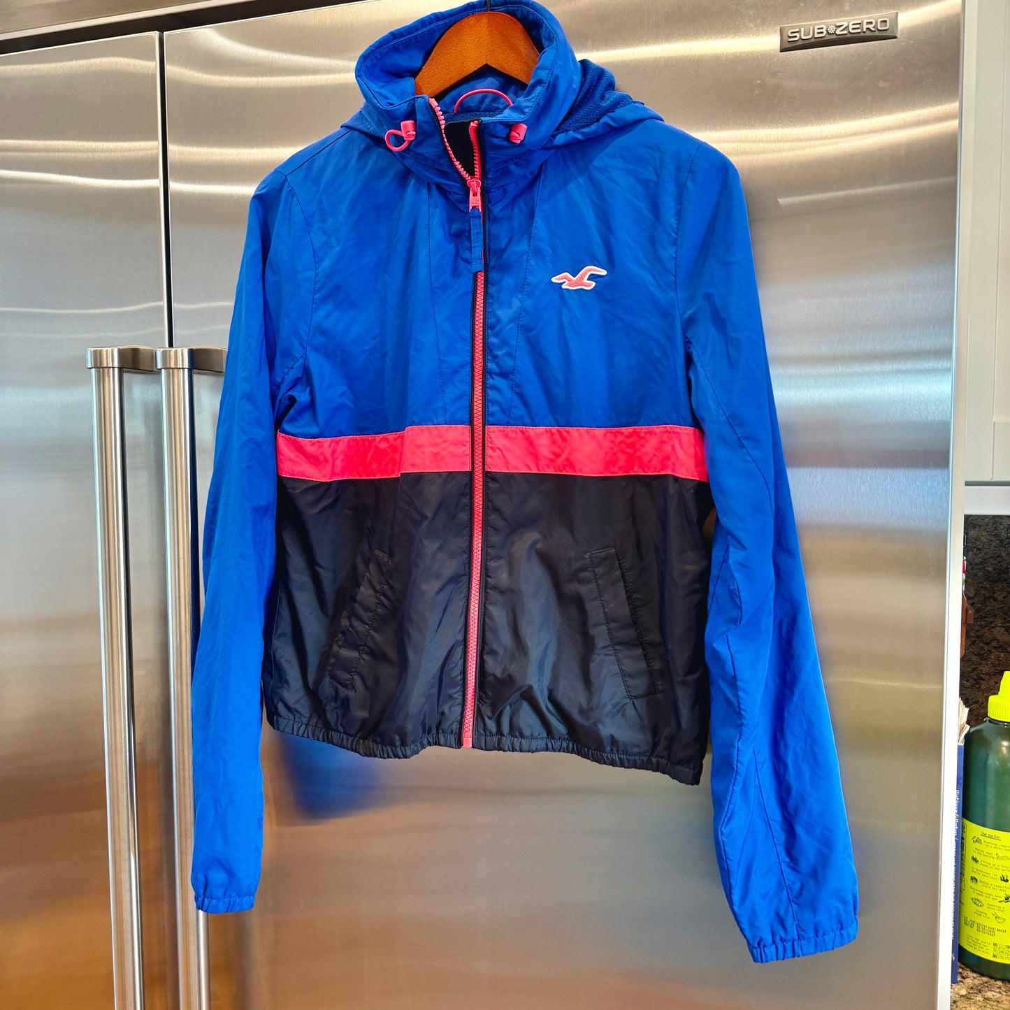 Hollister Windbreaker Jacket Blue Pink Black * Pre-owned *