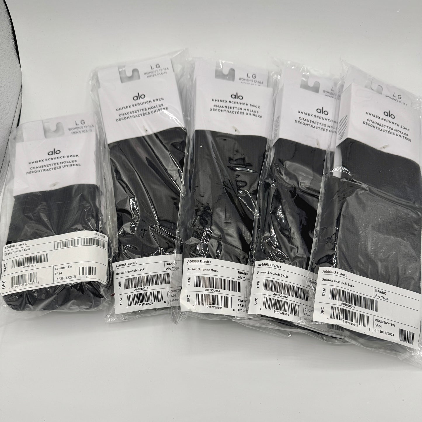 Alo Yoga (Bundle) Unisex Scrunch Socks, 5x Pairs - Black