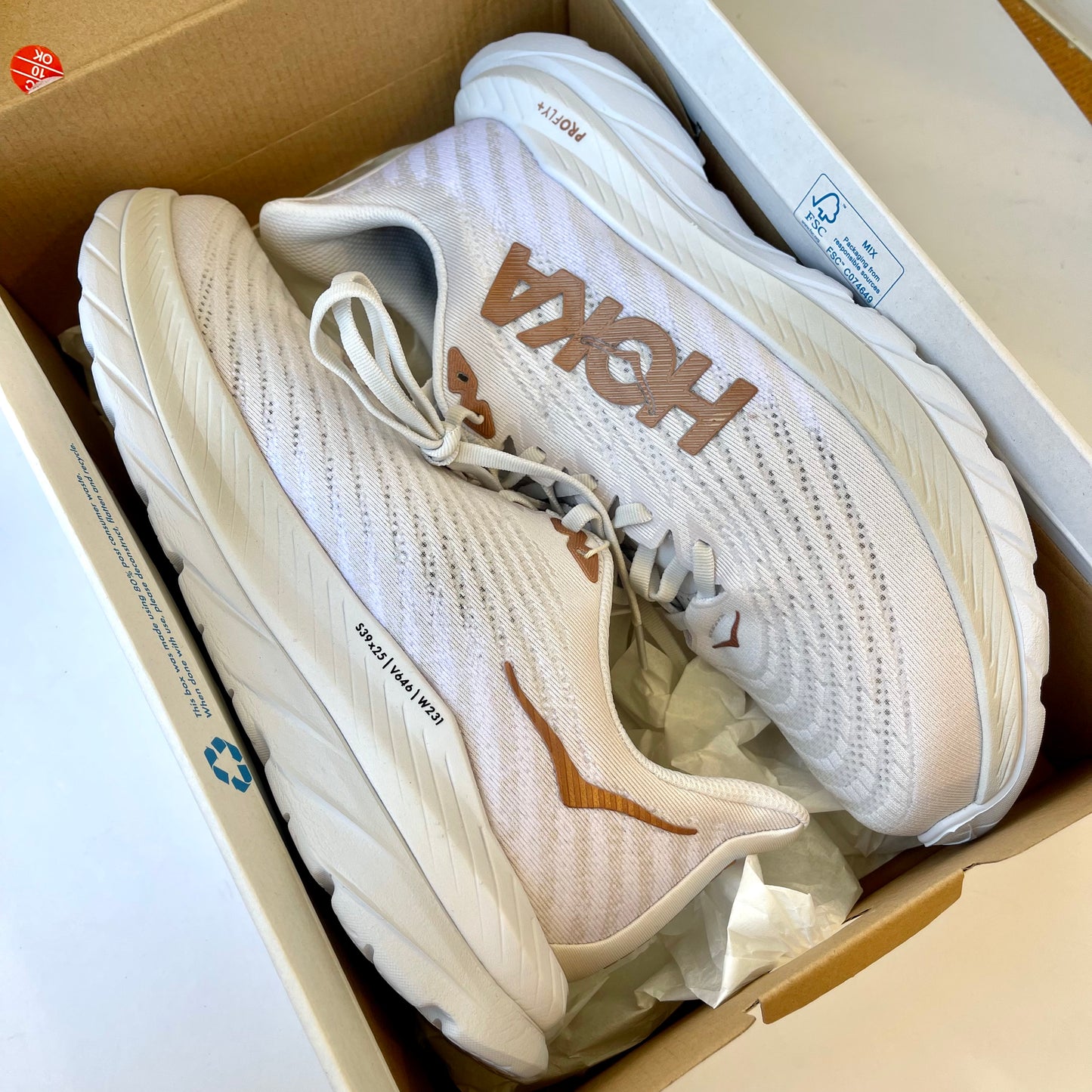 Hoka Mach 5 Running Shoes in White / Copper , Hoka One One race shoes