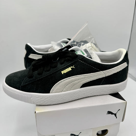 Puma Suede VTG Textured Leather Sneakers with extra laces in black / white
